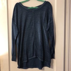 Super cute & cozy sweater.